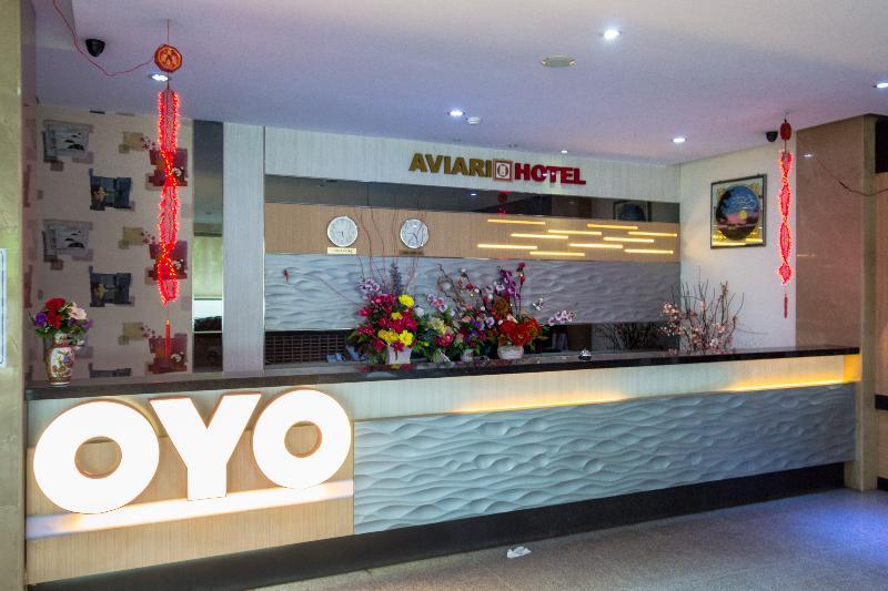 Aviari Hotel Batam Екстер'єр фото