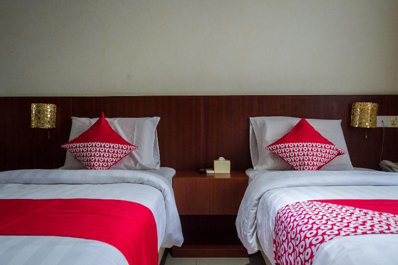 Aviari Hotel Batam Екстер'єр фото