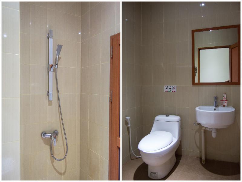 Aviari Hotel Batam Екстер'єр фото